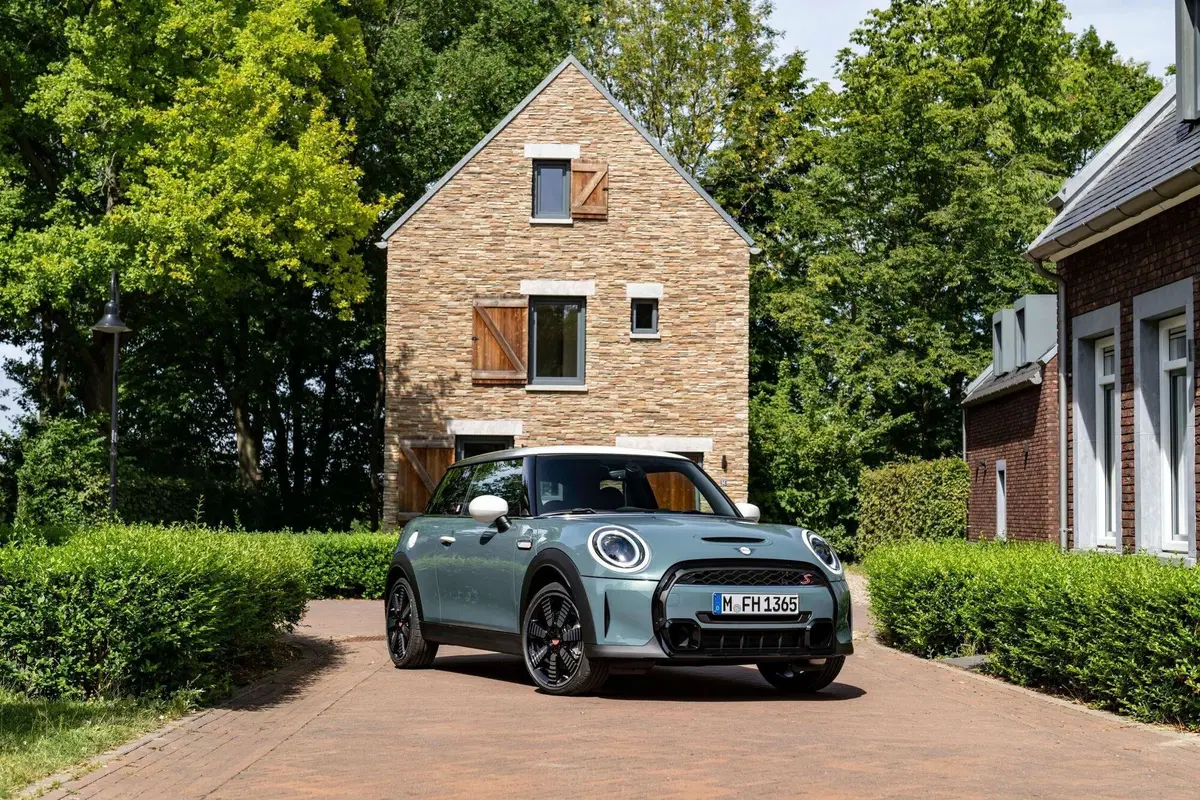 Nuova Mini Multitone Edition: dettagli interni ed esterni  (28)