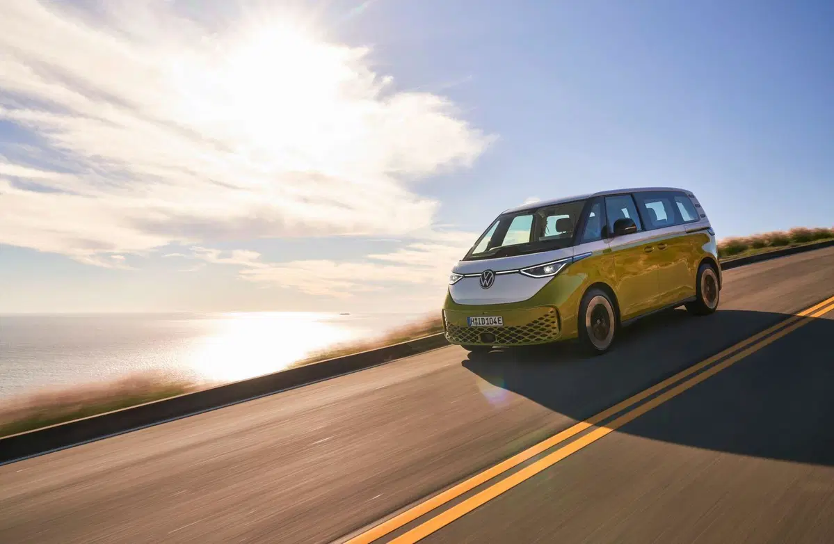 Volkswagen ID.Buzz: si parte da 66.000 euro, la MEB più cara (4)