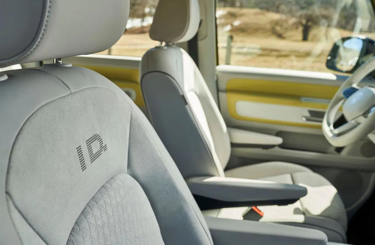 Volkswagen ID.Buzz: si parte da 66.000 euro, la MEB più cara (10)