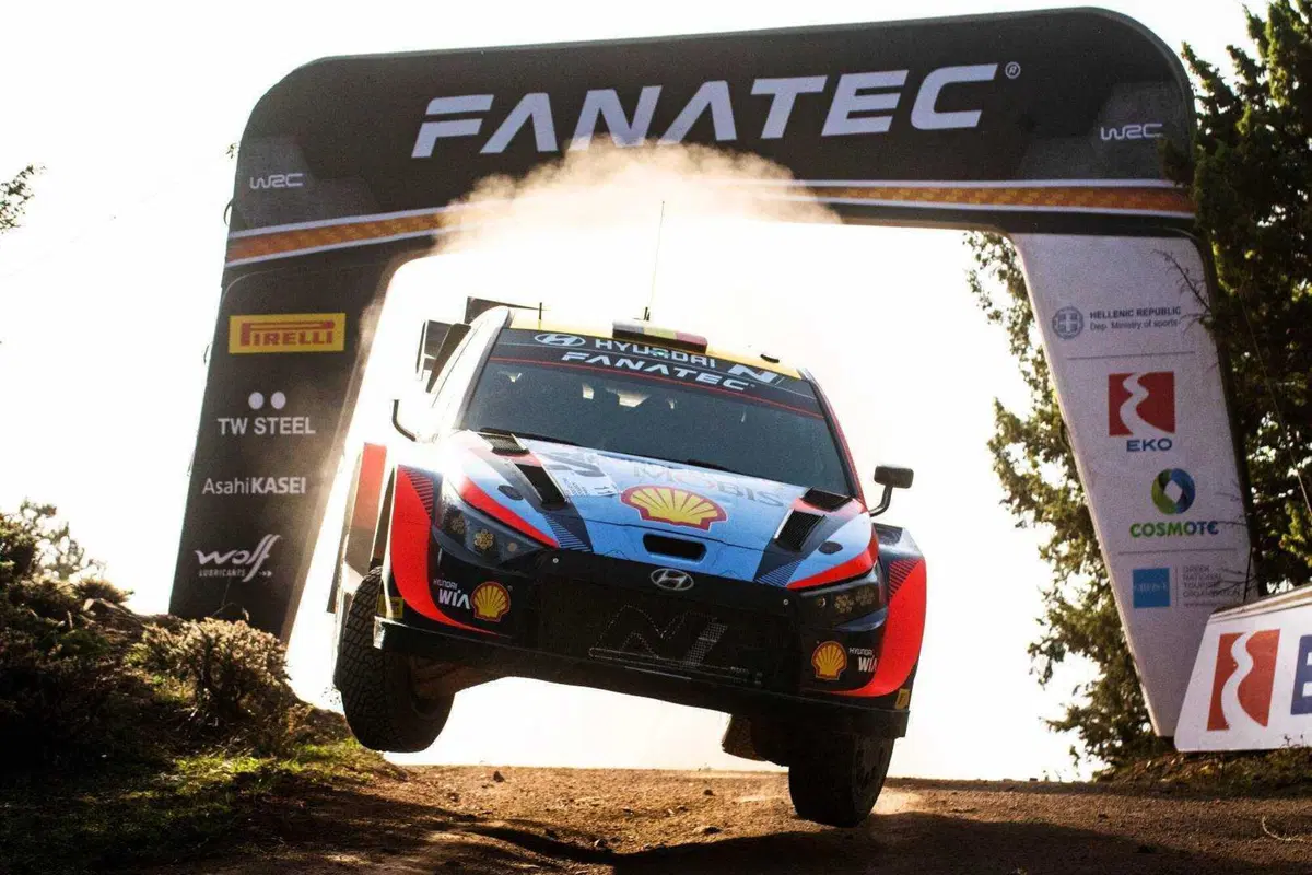 WRC22. Acropolis Grecia. D2. Loeb Out, Tripletta Hyundai, Neuville in Testa (11)