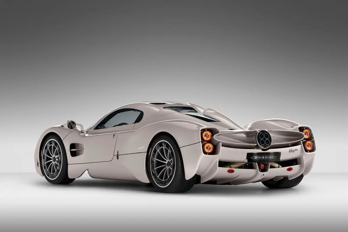 Nuova Pagani Utopia: V12 in purezza, non ha eguali   (3)