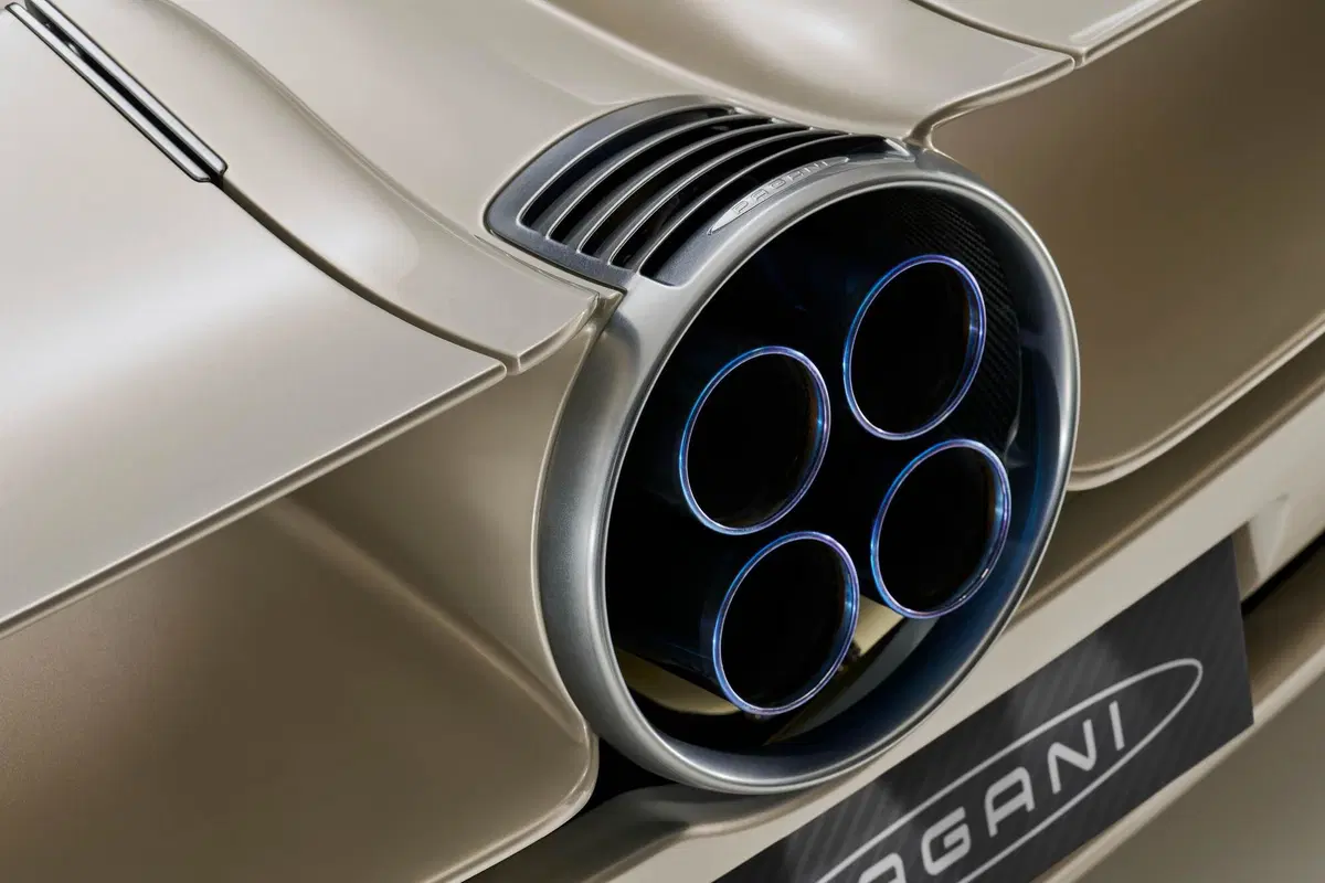 Nuova Pagani Utopia: V12 in purezza, non ha eguali   (16)