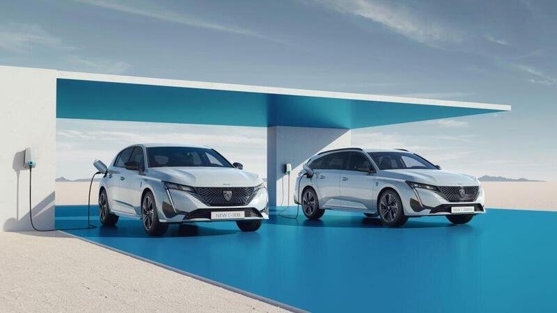 Nuove Peugeot elettriche: 308 e 308 SW dal 2023 anche a batterie