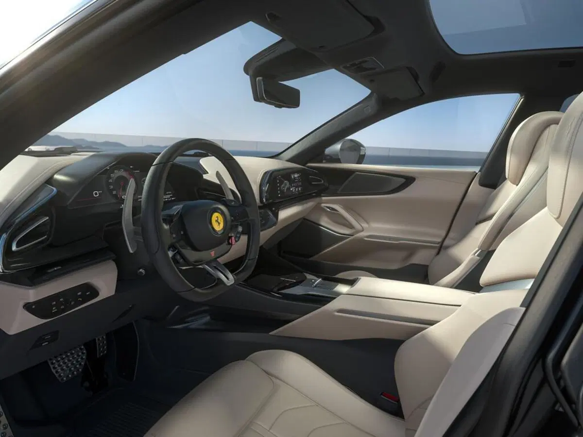 Ferrari Purosangue: tutte le foto e la meccanica (39)