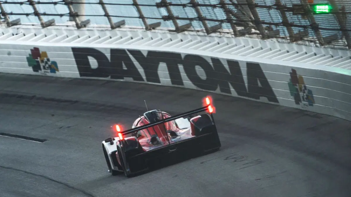 La Porsche 963 LMDh già in pista a Daytona: 2247 km di prove (da Stoccarda a Istanbul) (6)