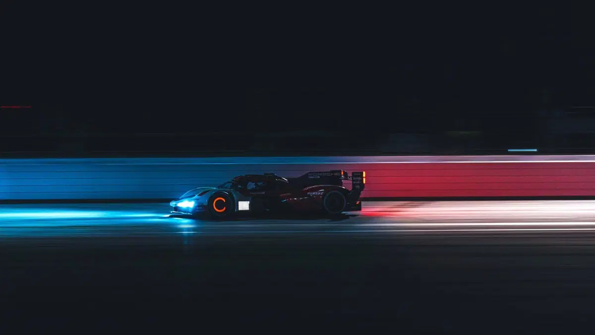 La Porsche 963 LMDh già in pista a Daytona: 2247 km di prove (da Stoccarda a Istanbul) (7)
