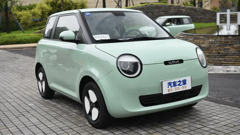 La Lumin Corn costa da 7.300 a 9.500 euro e ha un'autonomia fino a 300 km km