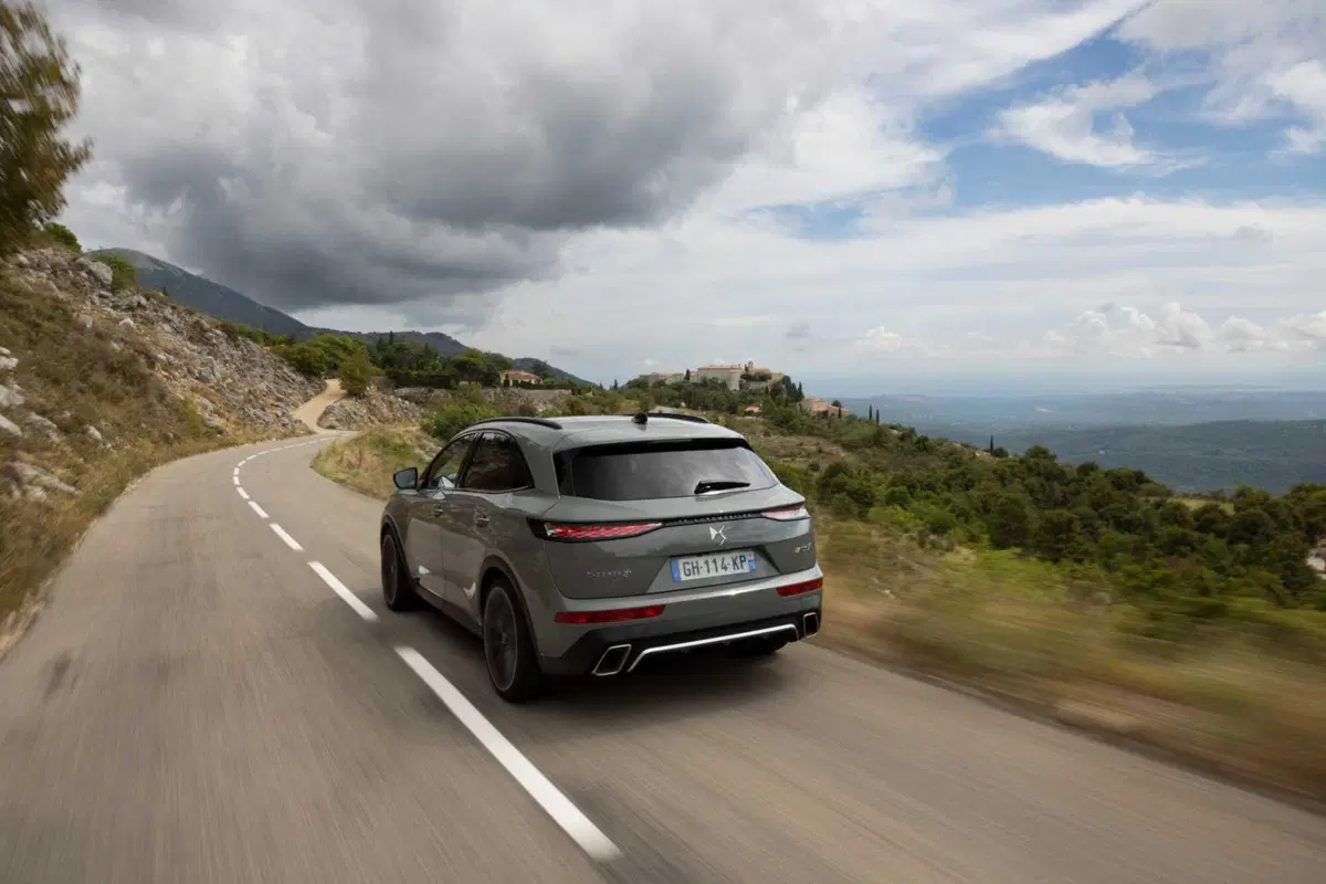 DS 7 E-Tense 2023 | Prova su strada (11)