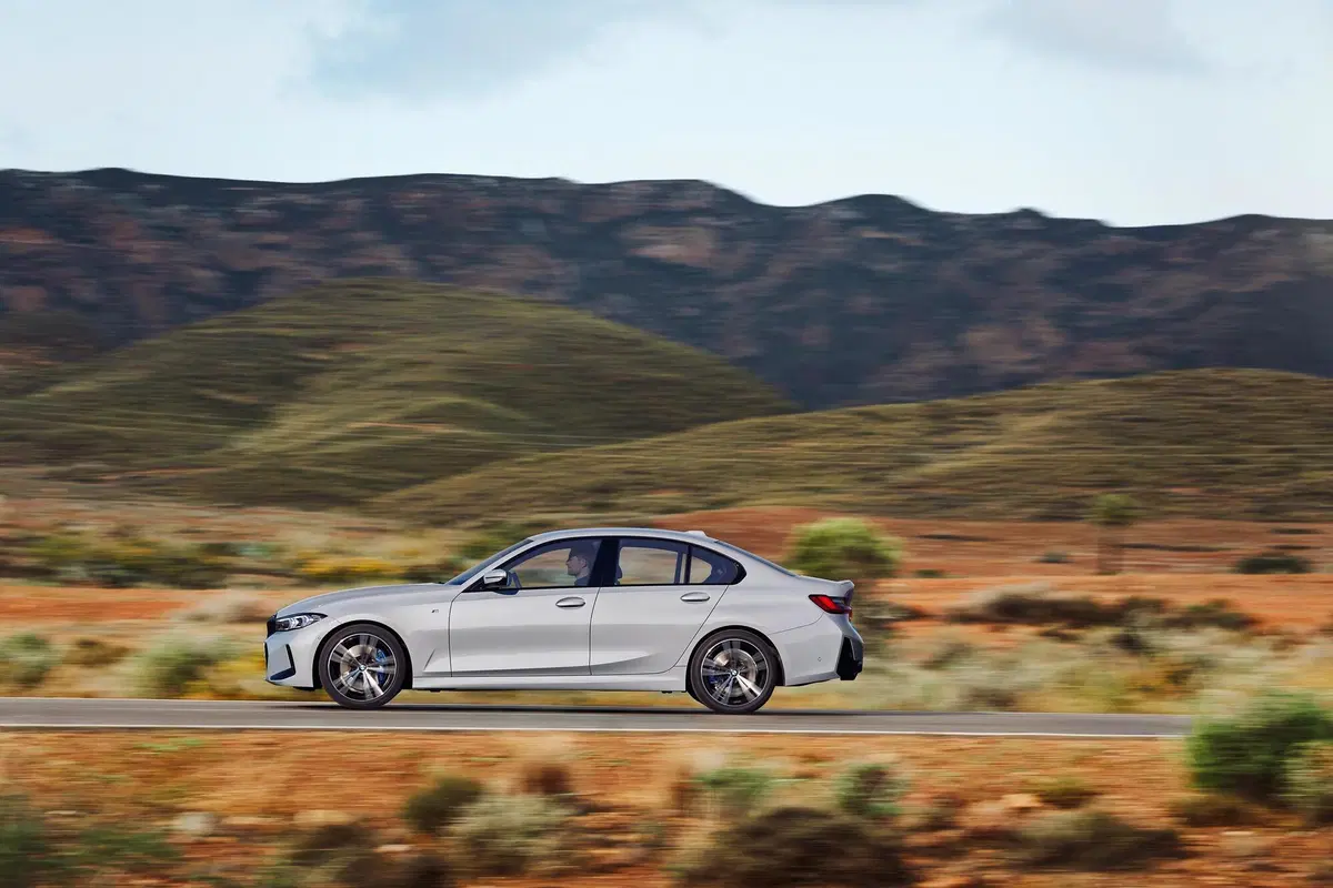 BMW Serie 3 Restyling (2022) (5)