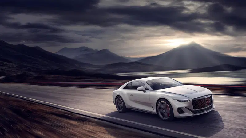 Solo 18 Bentley Batur al mondo: il debutto in Europa