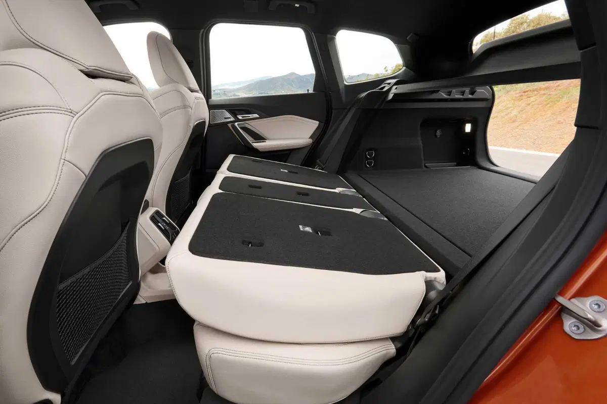 BMW X1 18d (2022): comoda, equilibrata e con il diesel 150 CV consuma poco [VIDEO] (4)