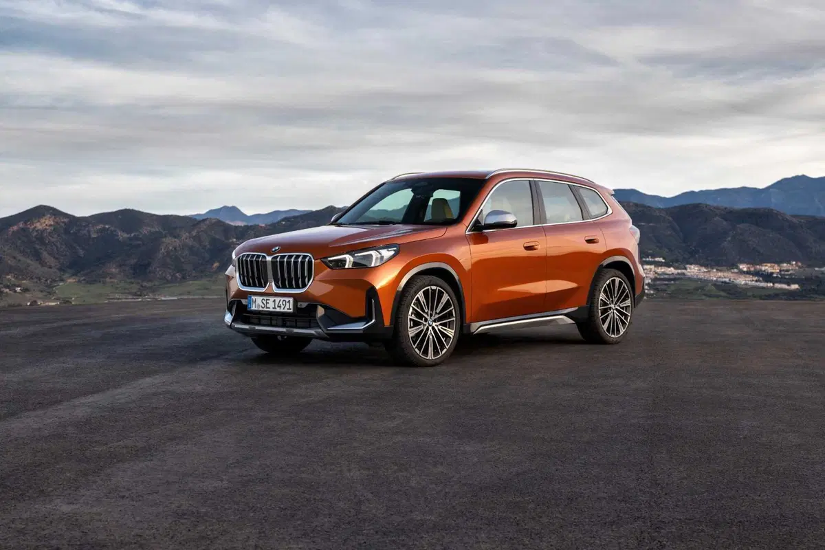 BMW X1 18d (2022): comoda, equilibrata e con il diesel 150 CV consuma poco [VIDEO]