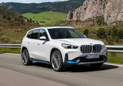BMW iX1