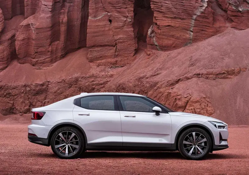 Polestar Polestar 2 (2022-->>) (3)