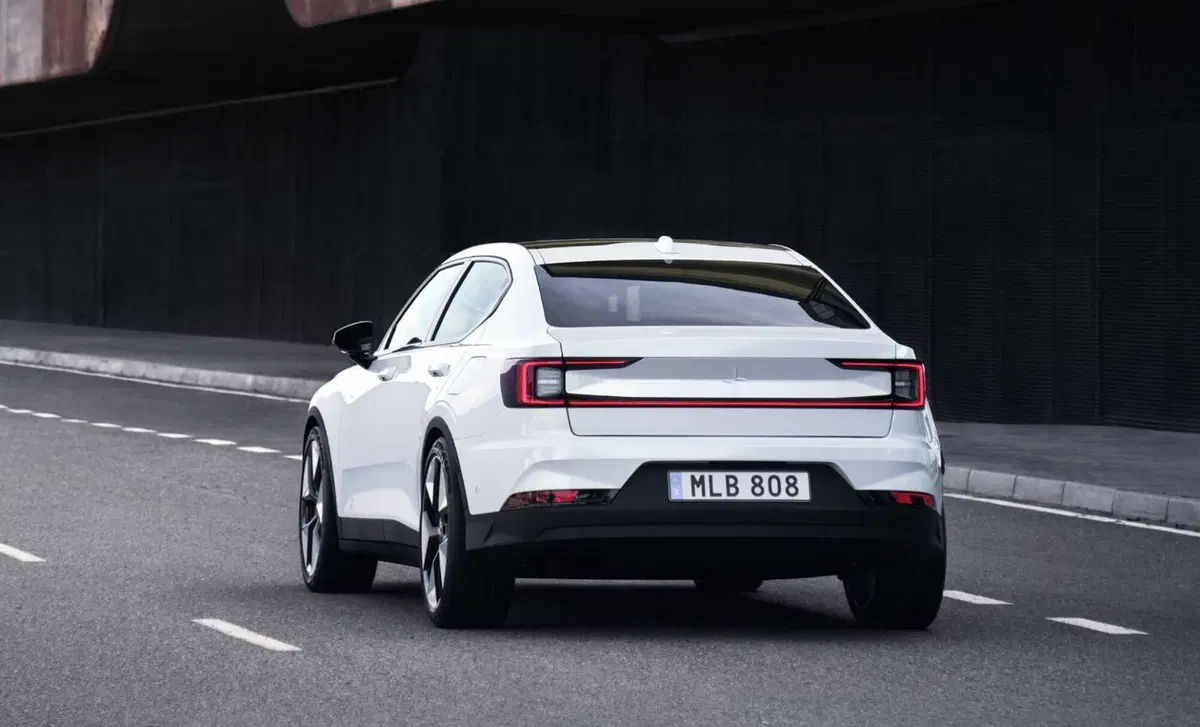Polestar Polestar 2 (2022-->>) (6)