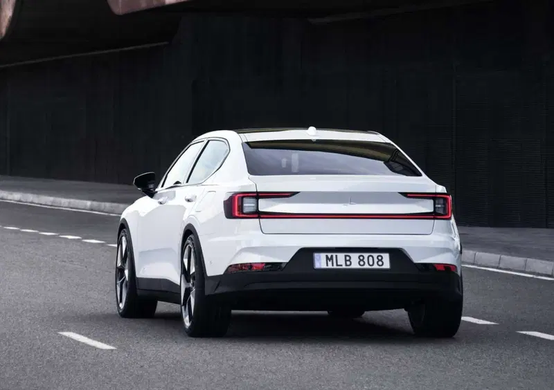 Polestar Polestar 2 (2022-->>) (6)