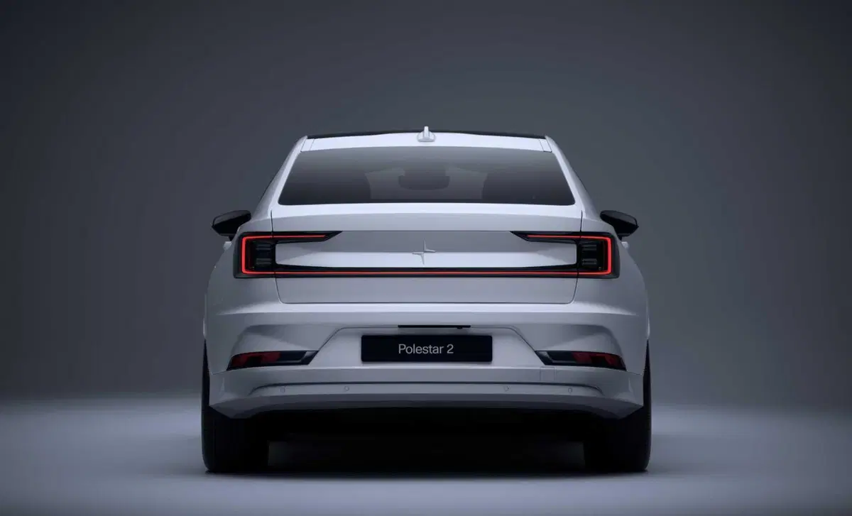Polestar Polestar 2 (2022-->>) (5)