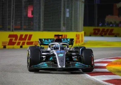 F1, GP Singapore 2022: cambio di motore Russell che parte dalla pit lane