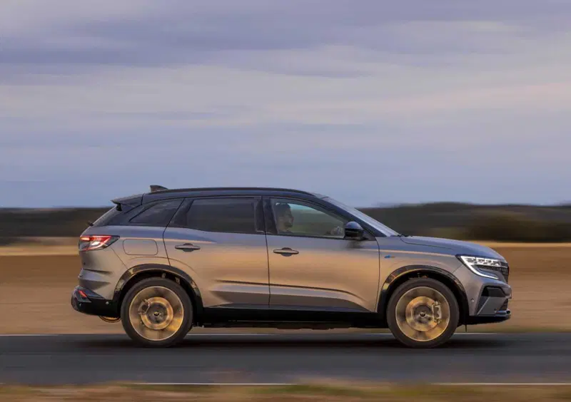 Renault Austral (2022-->>) (35)