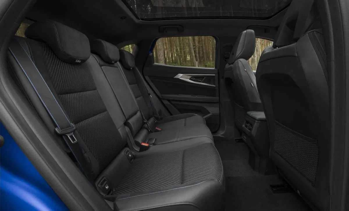Renault Austral 1.2 full hybrid Iconic 200cv auto (44)