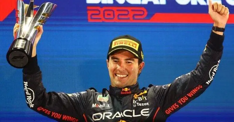F1, GP Singapore 2022: Perez batte Leclerc dopo un'ora e quindici minuti di nulla cosmico