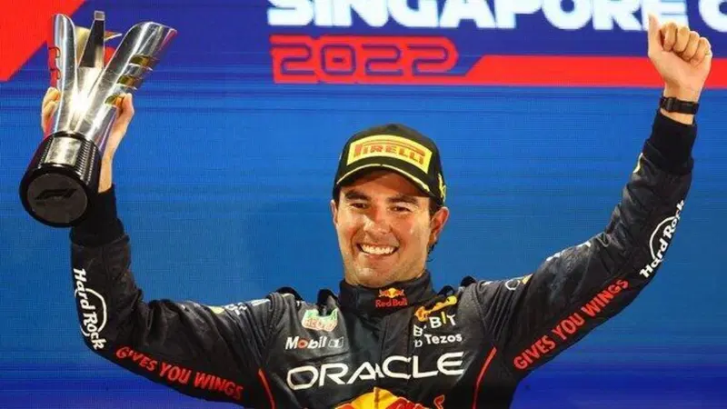 F1, GP Singapore 2022: Perez batte Leclerc dopo un'ora e quindici minuti di nulla cosmico
