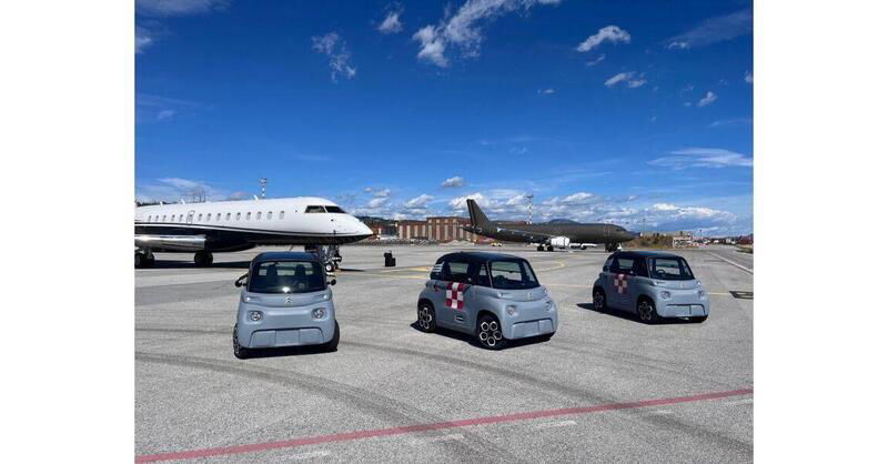 Le Citroen AMI scendono in pista a Genova. In aeroporto