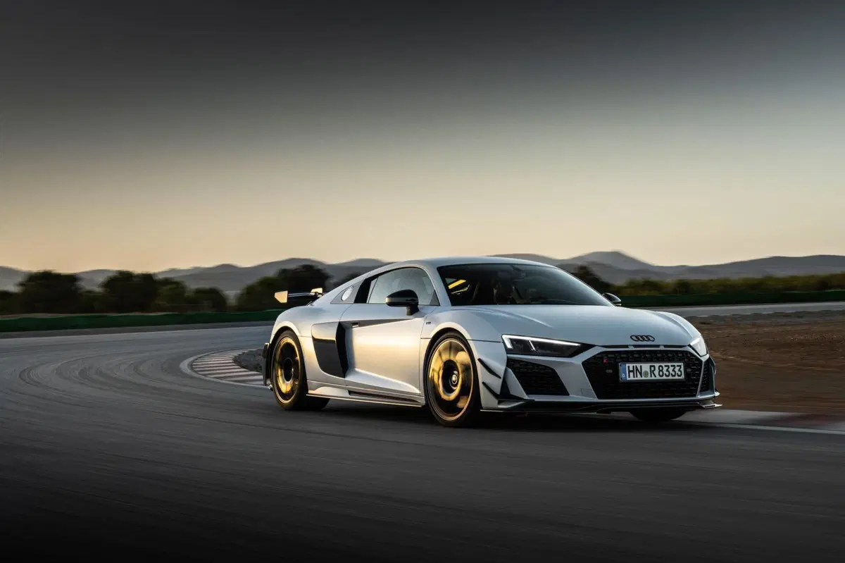 Audi R8 Coupé GT: 620 CV tutto dietro (7)
