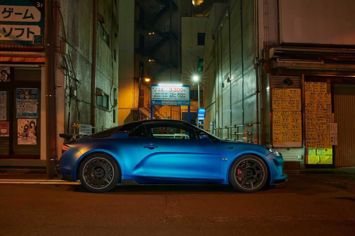 Alpine A110 R, la "Radicale" è la più cattiva di tutte (6)