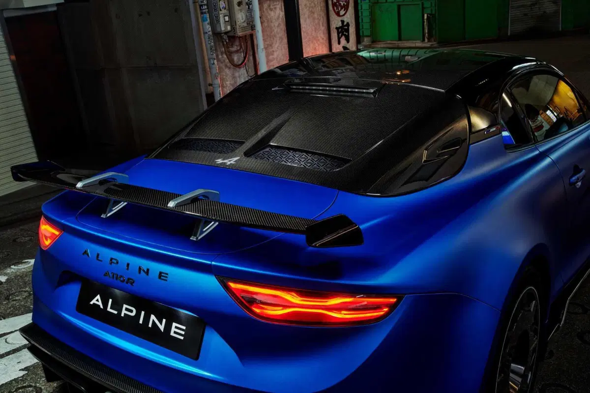 Alpine A110 R, la "Radicale" è la più cattiva di tutte (8)