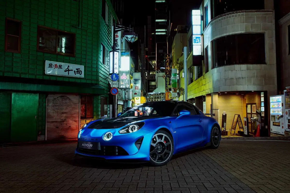 Alpine A110 R, la "Radicale" è la più cattiva di tutte (13)