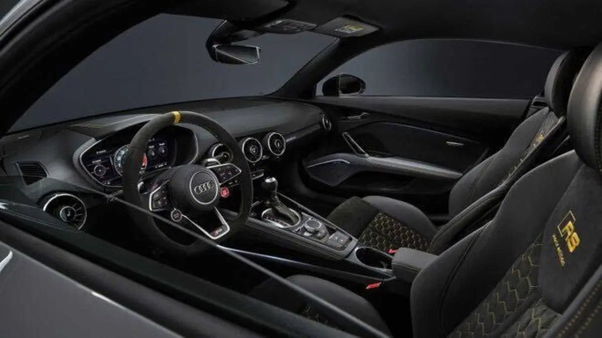Audi TTRS Iconic Edition, celebrativa da 100 esemplari (3)