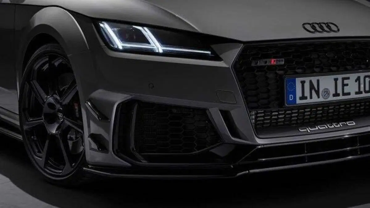 Audi TTRS Iconic Edition, celebrativa da 100 esemplari (4)