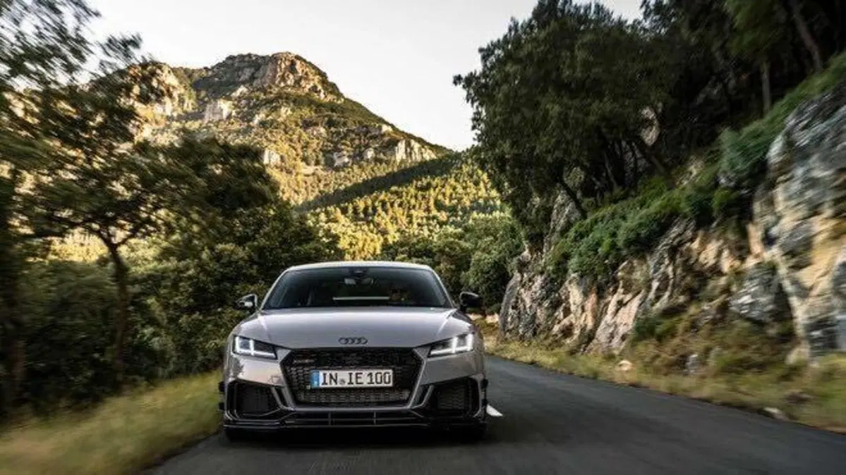 Audi TTRS Iconic Edition, celebrativa da 100 esemplari (5)