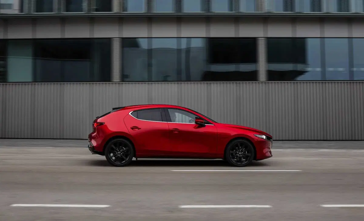 Mazda Mazda3 Hatchback 2.0L e-Skyactiv-G 150 CV M Hybrid Homura (6)
