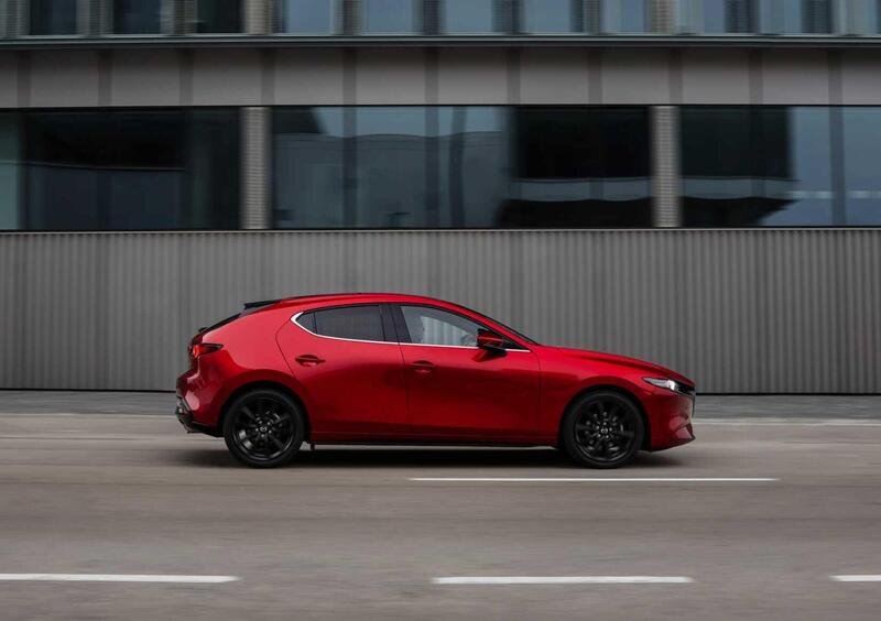 Mazda Mazda3 Hatchback (2018-->>) (6)