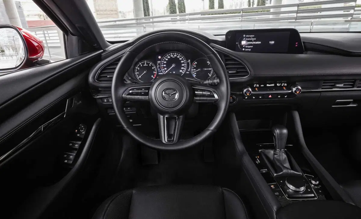 Mazda Mazda3 Hatchback 2.0L e-Skyactiv-G 150 CV M Hybrid Homura (10)