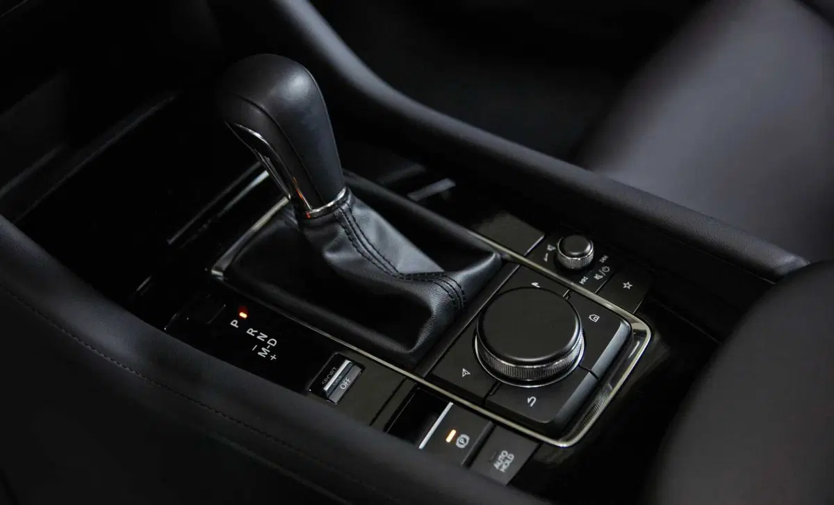 Mazda Mazda3 Hatchback 2.0L e-Skyactiv-G 150 CV M Hybrid Homura (12)