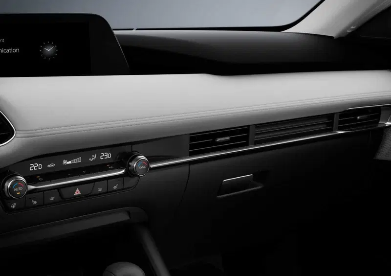 Mazda Mazda3 Sedan (10)