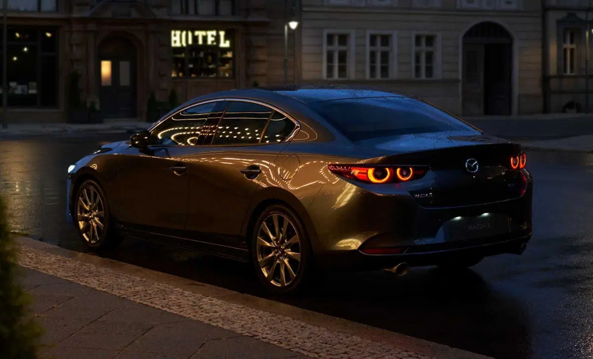 Mazda Mazda3 Sedan 2.0L e-Skyactiv-X M Hybrid 4p. Prime Line (3)