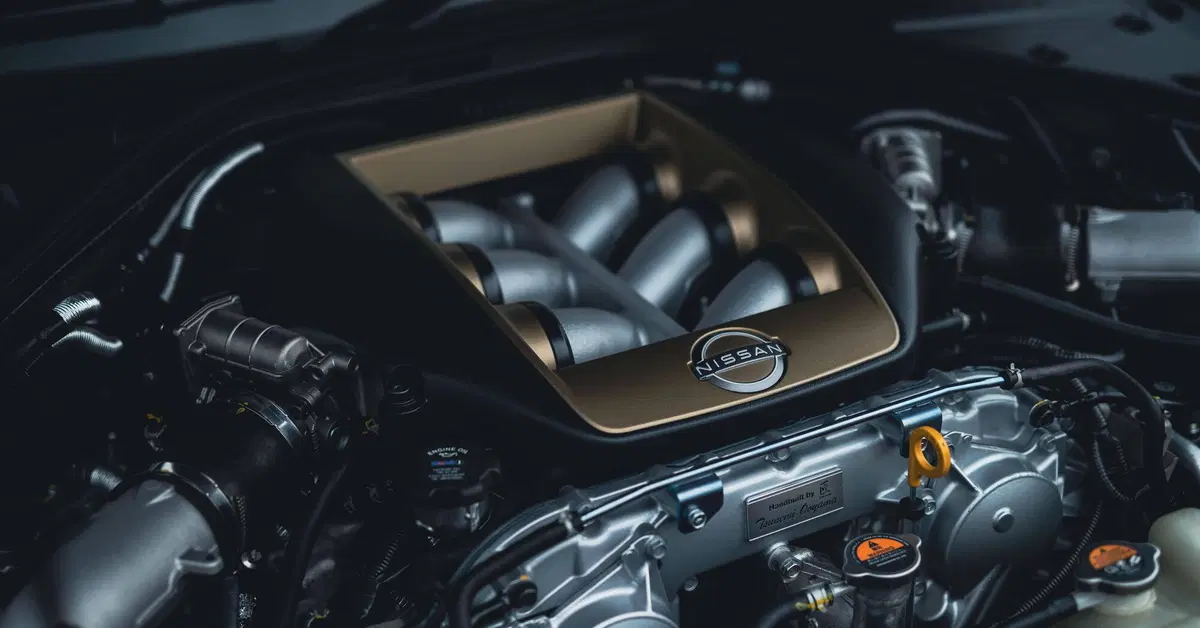 Cosa significa realmente la firma sui motori "fatti a mano"? Scopriamolo