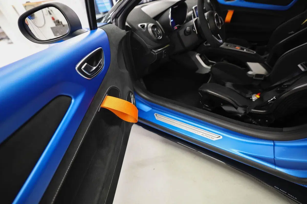 Alpine A110 R Fernando Alonso Edition, una per ogni vittoria in F1 (3)