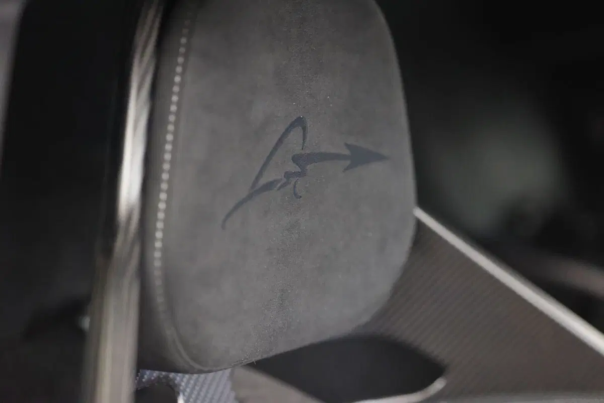 Alpine A110 R Fernando Alonso Edition, una per ogni vittoria in F1 (9)