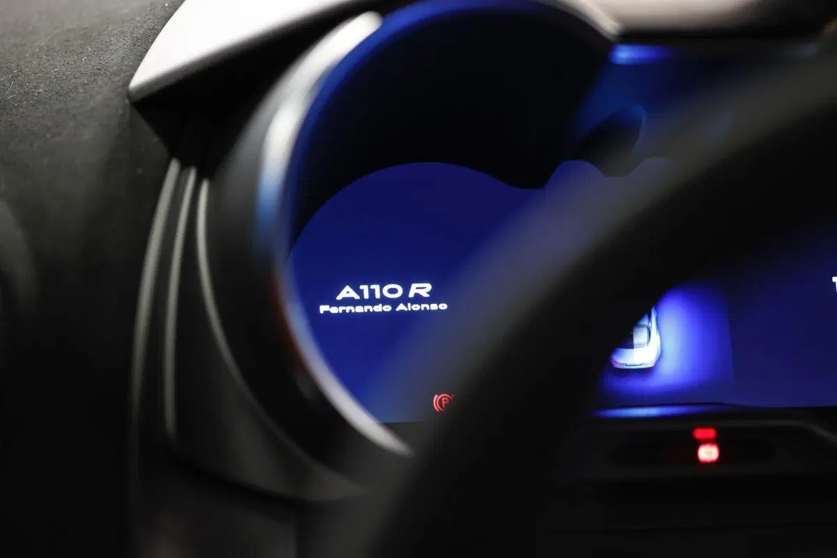 Alpine A110 R Fernando Alonso Edition, una per ogni vittoria in F1 (13)