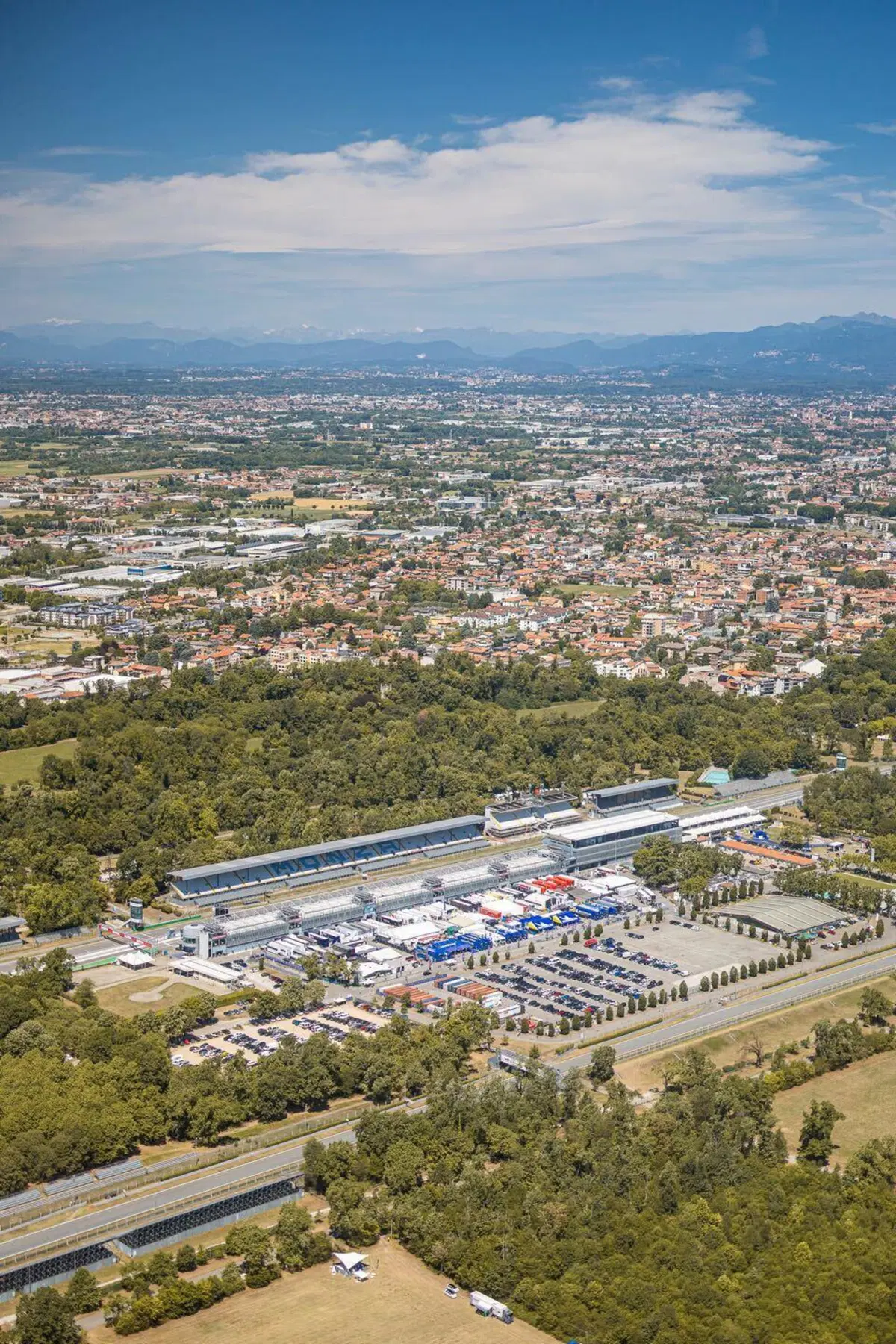 Come si guida un dirigibile da 16 milioni di €? Tutti i segreti del Goodyear Blimp [Video] (19)