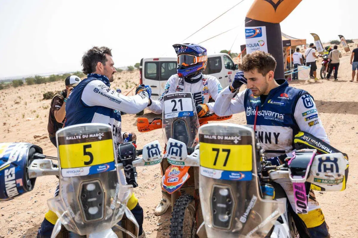 Rally del Marocco. Vincono Howes, Husqvarna, e Chicherit, BRX (16)