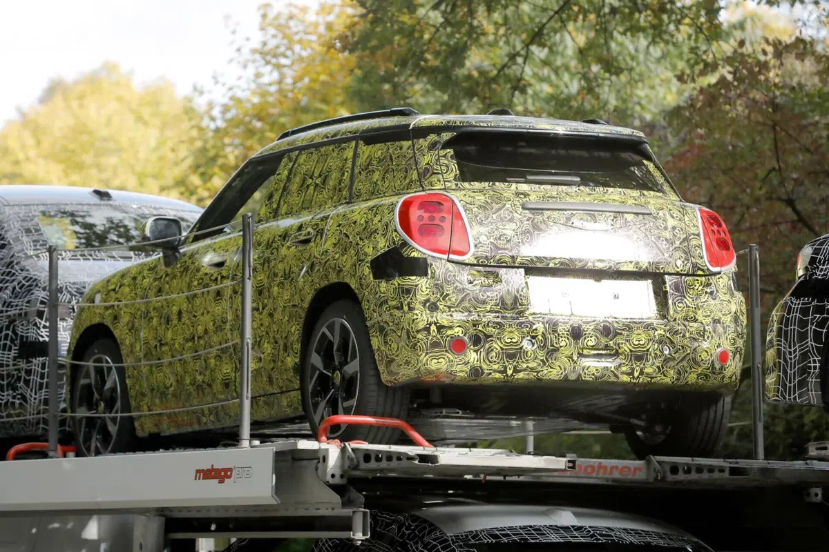 MINI Aceman Elettrica, ecco le foto spia (13)