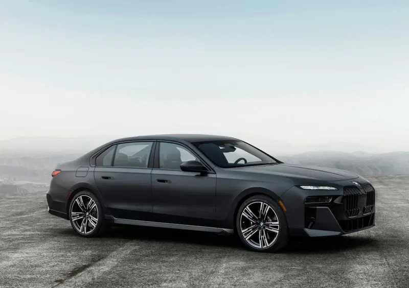 BMW Serie 7 (8)