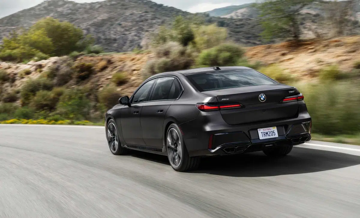 BMW Serie 7 (27)