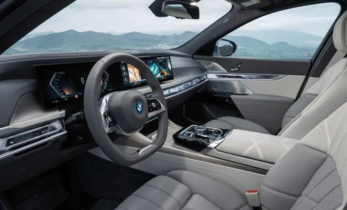 BMW Serie 7 (38)